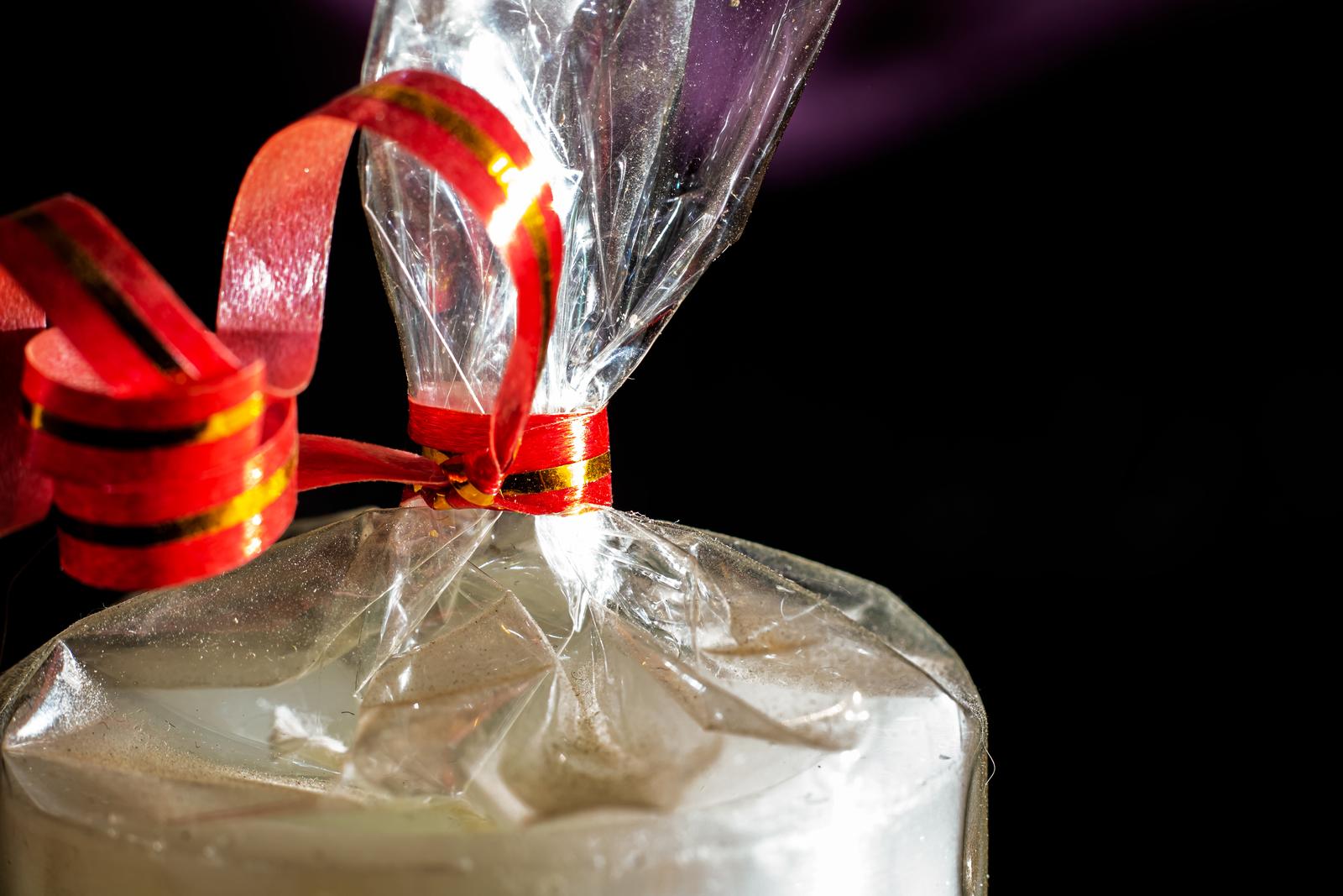 gift wrap red ribbon
